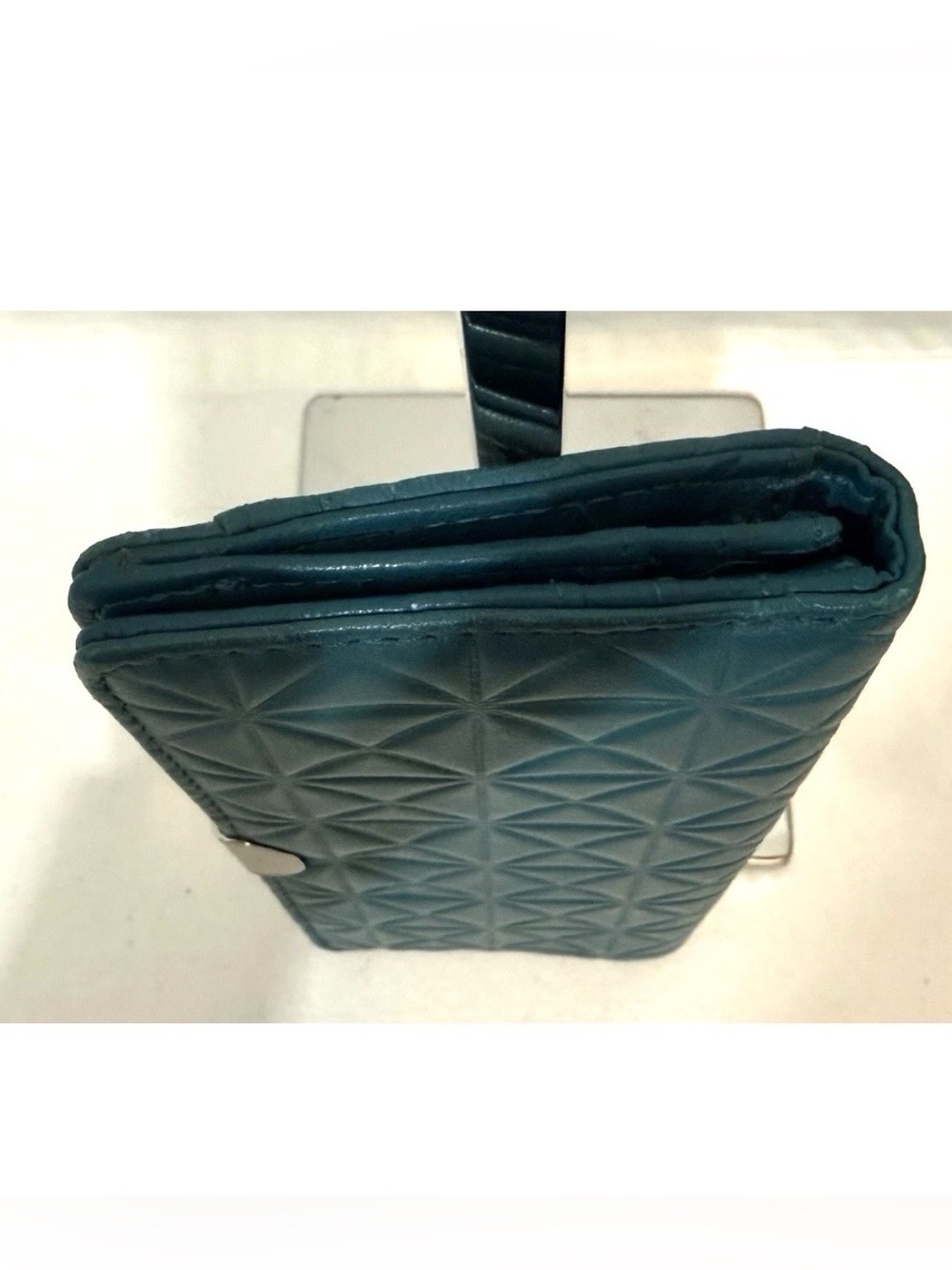 Safe Keeper RFID Wallet Teal Quilted Genuine Leather - Picture 5 of 15